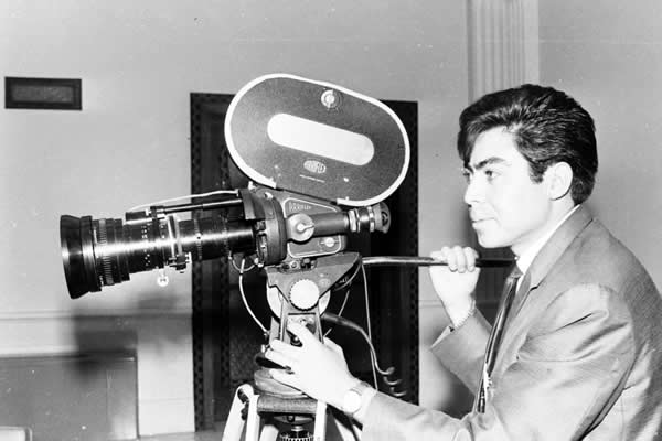Felipe Hernández en filmación. Circa 1968. (Archivo Histórico de Nicolás López Maltez).